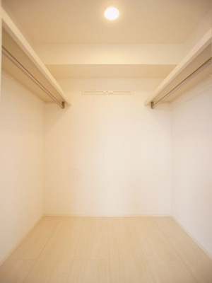 【収納】 | シャルムB | ウォークインクロゼット付きでお部屋はスッキリ♪