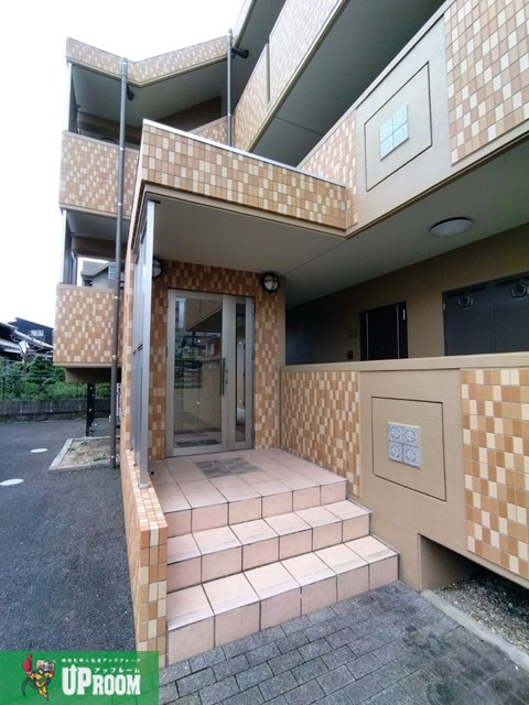 フォレスタⅢのエントランス