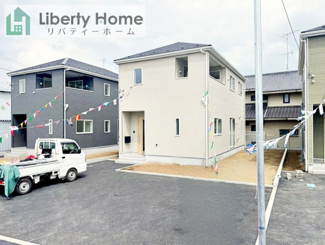 小美玉市羽刈第3　2号棟　新築戸建の外観|ご予約をいただければ、『平日の空いた時間』『周辺物件まとめて見たい』『1件だけ見たい』ももちろん可能です♪
お気軽にお問合せください♪