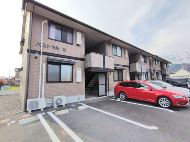パストラル　Ｂ