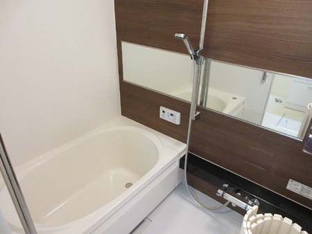 岸和田市吉井町４丁目のハイツの浴室|お風呂で日々の疲れを落としましょう