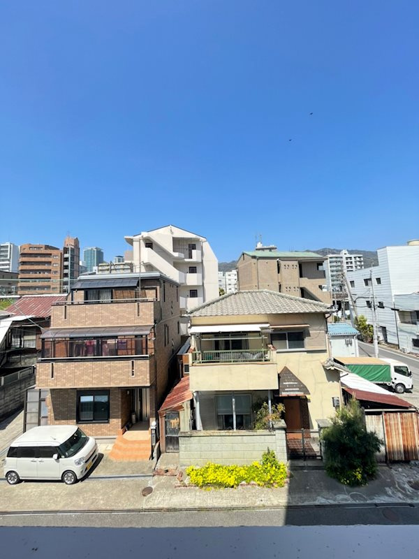 ファーストレジデンス三宮EASTの外観
