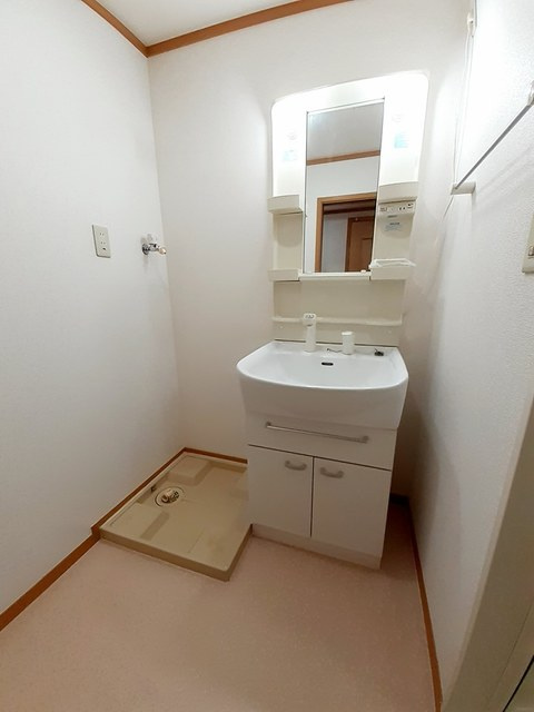 シェーンタール須磨の洗面所|忙しい朝には欠かせない洗面所です