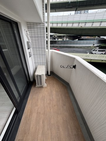 エグゼ堺筋本町のバルコニー