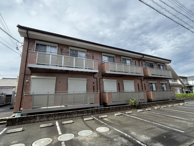 Ｓｕｒｐｌｕｓ　ＫＡＷＡＴＡの外観