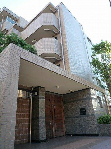 ルーブル駒沢大学Ⅱのエントランス