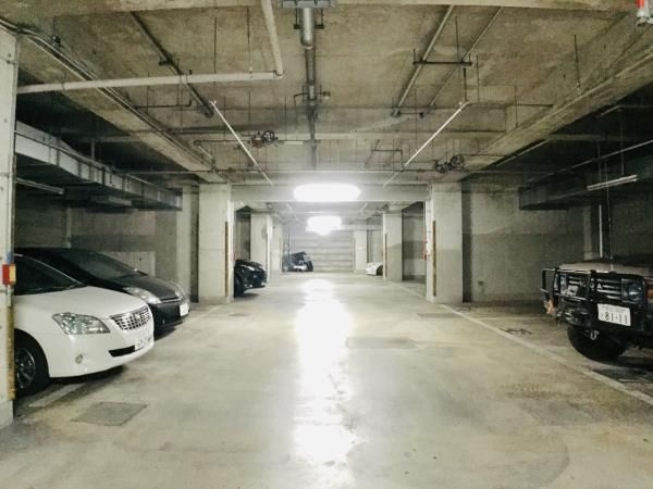 ベルメゾン瑞江の駐車場