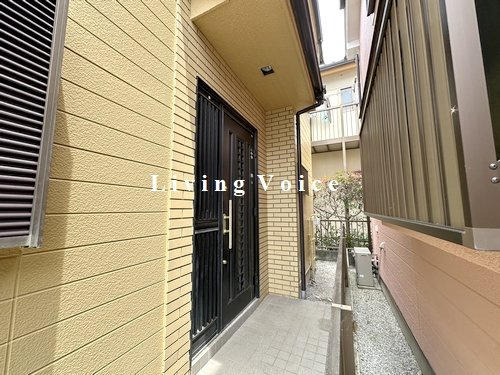 【玄関】 | 【仲介手数料０円】相模原市南区東大沼1丁目　中古一戸建て | 相模原市南区東大沼1丁目　中古一戸建て