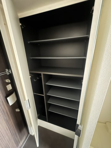 プレサンスTHE神戸の収納