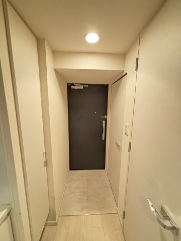 S-RESIDENCE神戸元町の玄関