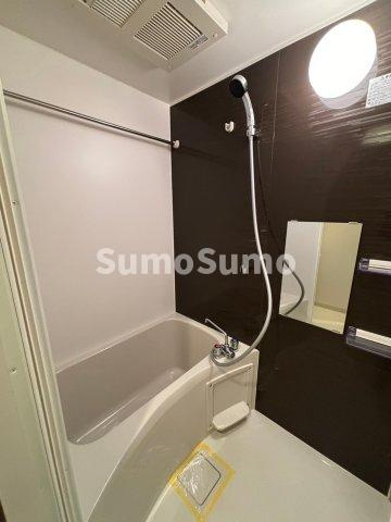 エグゼ堺筋本町の浴室