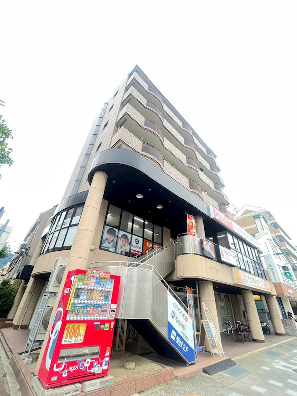 六甲パークランドの外観