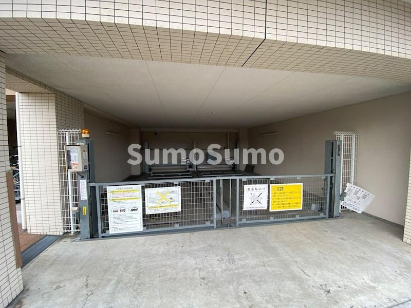 アルファレガロ甲南山手の外観