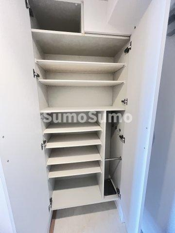 アルファレガロ甲南山手の収納
