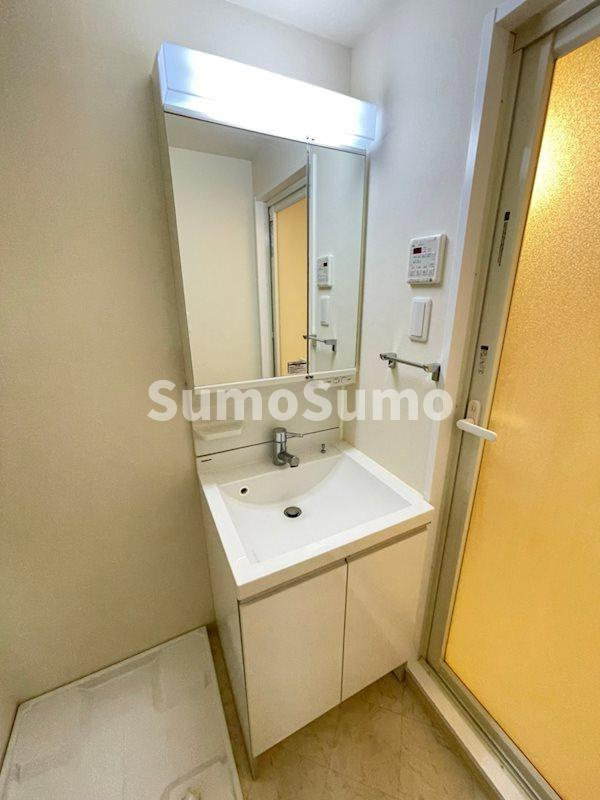 スプランディッド淀屋橋DUEの洗面所