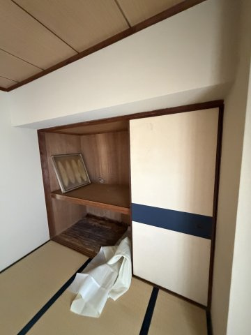 大一マンションの和室