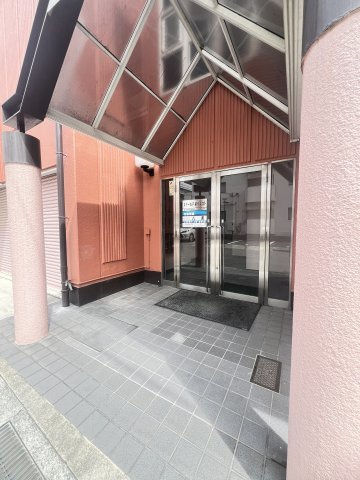 スリール芦屋ウエストのエントランス