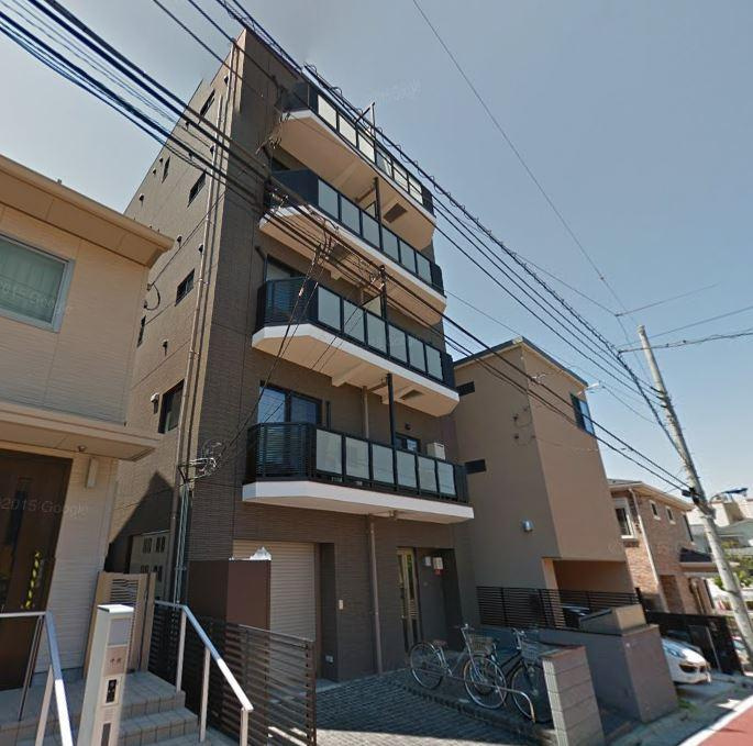 ＬＡＰＵＴＡの外観