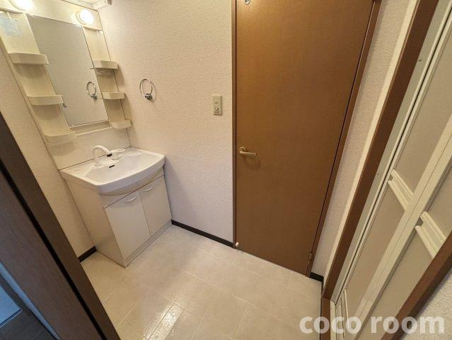 グリーン廣本の洗面所