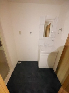 【洗面所】 | Precious One
