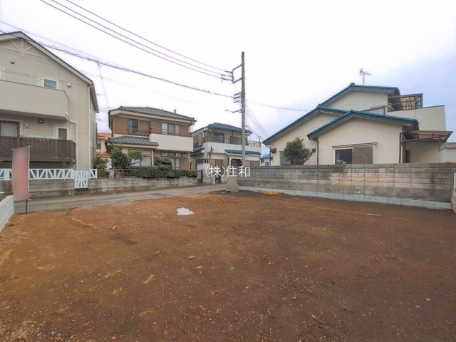 ふじみ野市苗間の新築一戸建の前面道路含む現地写真