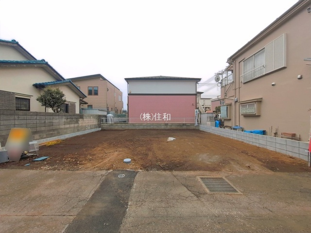 ふじみ野市苗間の新築一戸建の前面道路含む現地写真