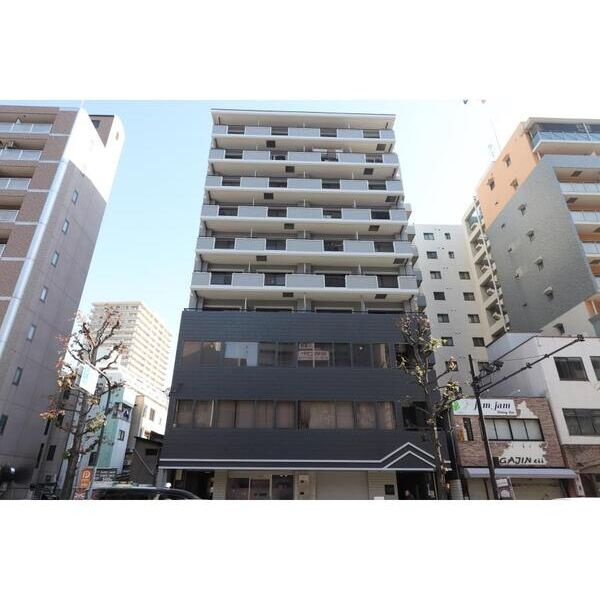 サクシード南森町