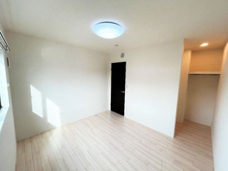 【寝室】 | （仮称）千葉市中央区大森町新築アパート | ※同タイプの写真です。