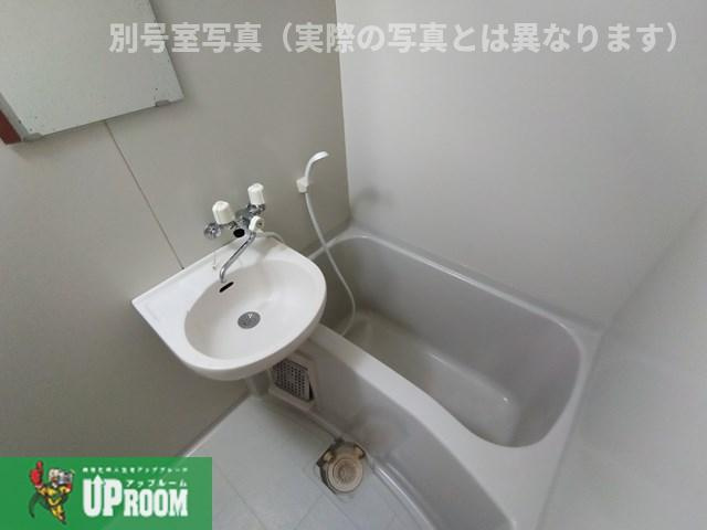 オークファクトリー瑞穂の浴室