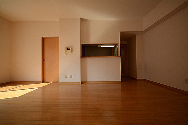 アレグレット高石の居間・リビング|使いやすい居間です