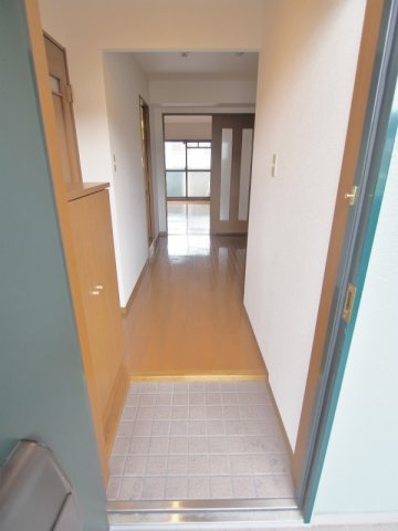 シャトームジカの玄関