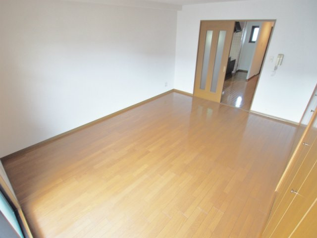 シャトームジカの居間・リビング