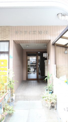 【エントランス】 | LakiaMaison弁天町