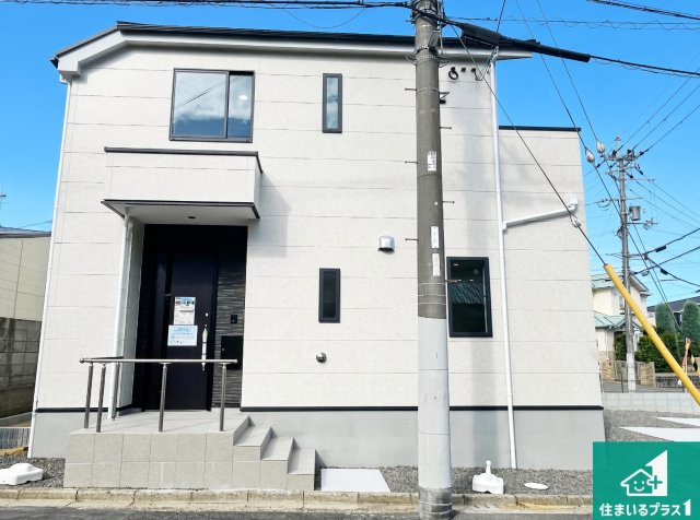 12日(土)13日(日)現地ご見学可能！　高槻市南平台　全2邸の外観|お客様に長く安心して住んでいだだける事にこだわった家づくり！住んでからのアフターサービスにもしっかりと取り組んでいます！