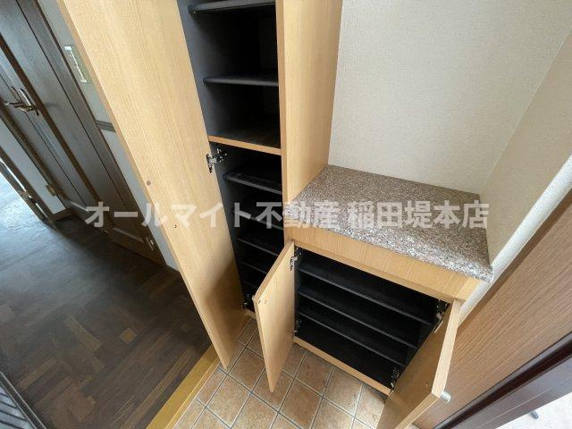 狛江市中和泉２丁目の賃貸マンションの収納