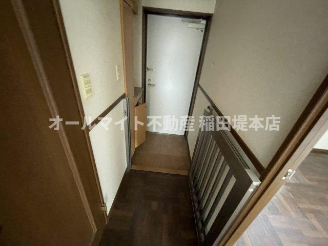 狛江市中和泉２丁目の賃貸マンションの玄関