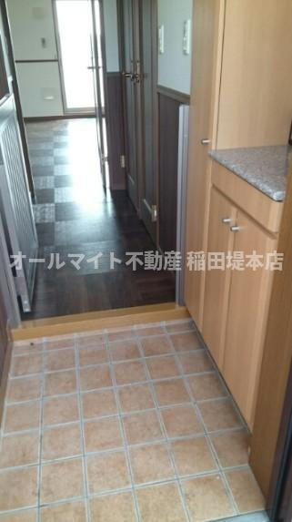狛江市中和泉２丁目の賃貸マンションの玄関