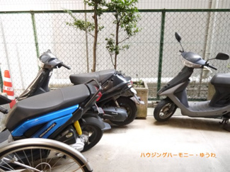 【その他共用部分】 | ミニバイク置場もあります。