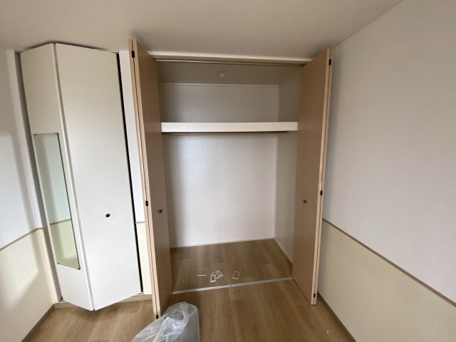 サンフォーレストＡの収納