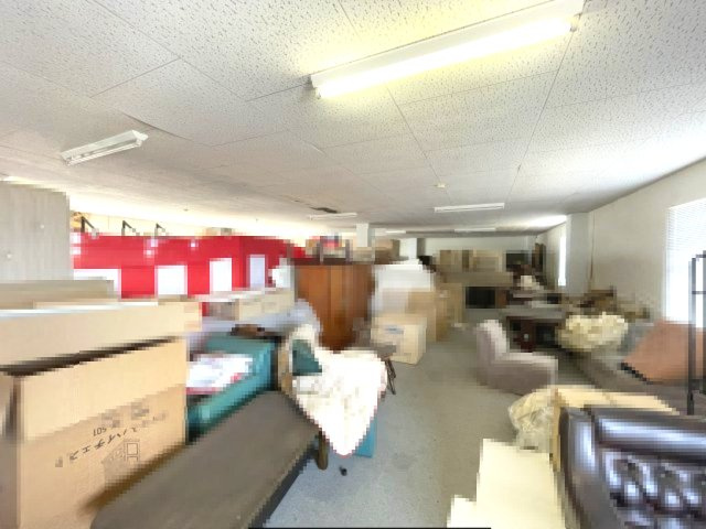 高島市安曇川町田中中古店舗事務所の内装