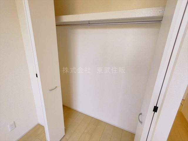【内装】 | 川越市下小坂　全5棟　4号棟 | 内装は落ち着いています