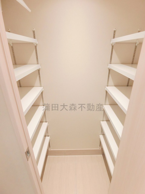 シーズンフラッツ大森西のその他共用部分|シューズインクローク