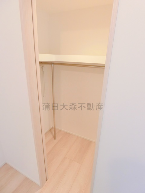 シーズンフラッツ大森西の収納|洋室4.5帖　ウォークインクローゼット