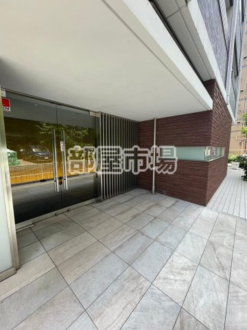 モンレーヴ錦糸町のエントランス