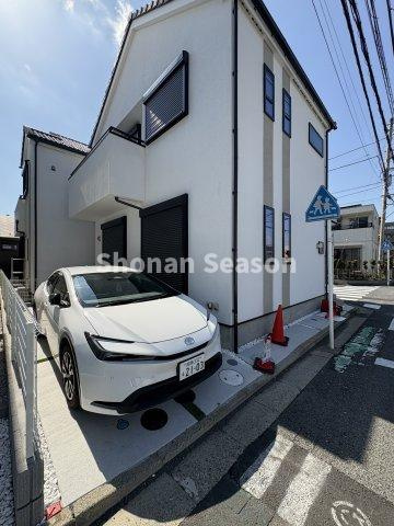 【駐車場】 | きれいに整備されたＰスペースです。
ぜひ現地でサイズ等、ご確認下さいね♪