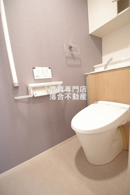 【トイレ】 | ルミエール | ウォシュレット付き♪