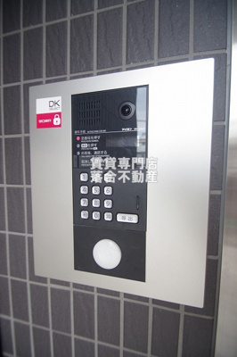 【エントランス】 | ルミエール | オートロック付きで安心♪