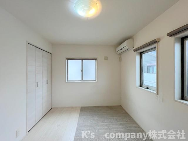 ■高座郡寒川町倉見　中古戸建の子供部屋|2面採光の明るいお部屋です☆
