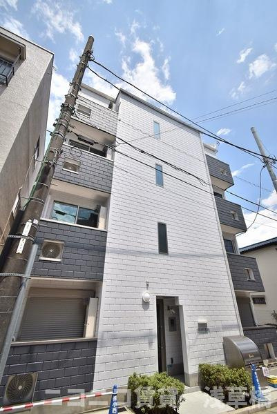グランクオール中央の外観