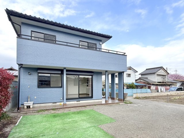 【中古戸建】富岡市宮崎の外観|■外観｜閑静な住宅街で始める新しい暮らし♪開放的な毎日をあなたへ(^^♪